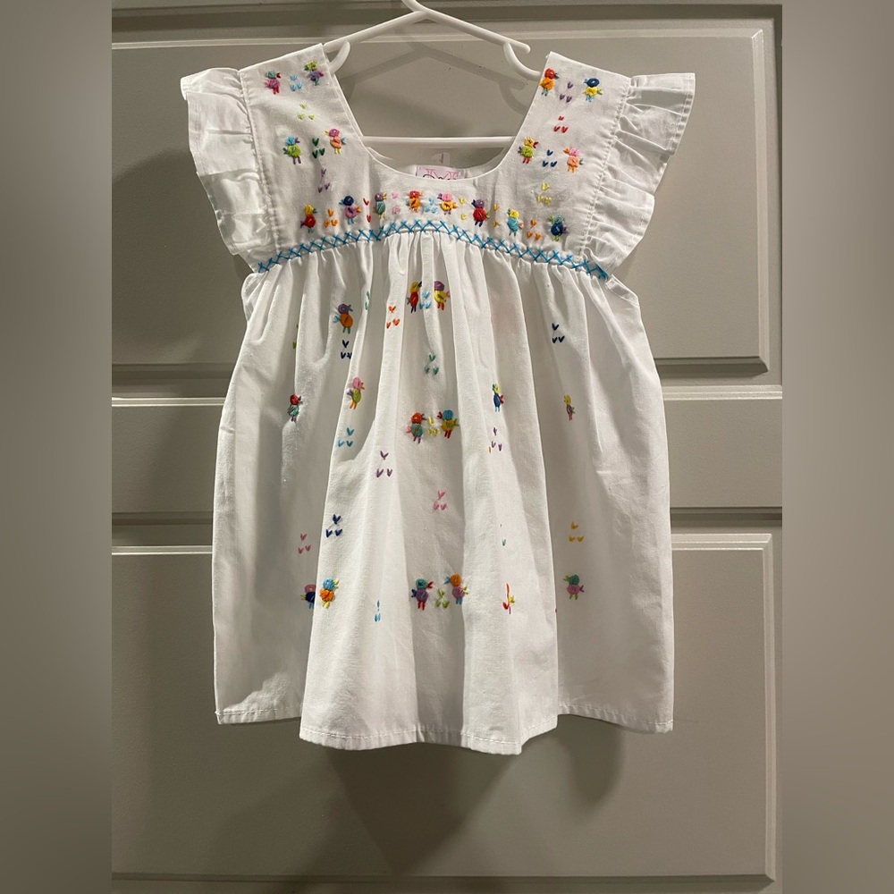 Like new! HIBISCUS LINENS hand embroidered dress. Size 1.